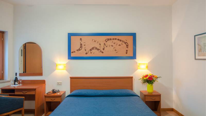 Hotel-Boomerang-Rome-chambre-budget-3